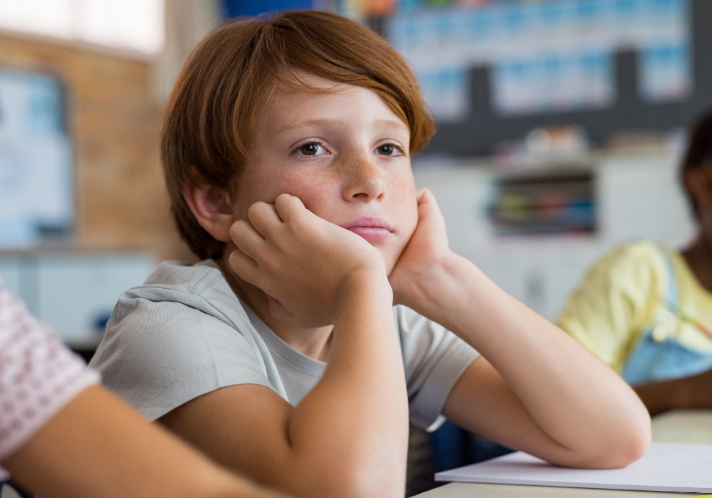 Escolas como espaço de acolhimento emocional: o papel dos educadores na prevenção ao suicídio